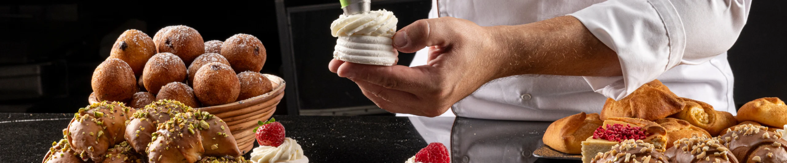 <strong>Dla cukierni</strong>, w których liczy się smak, wygląd i powtarzalność. Każdego dnia.