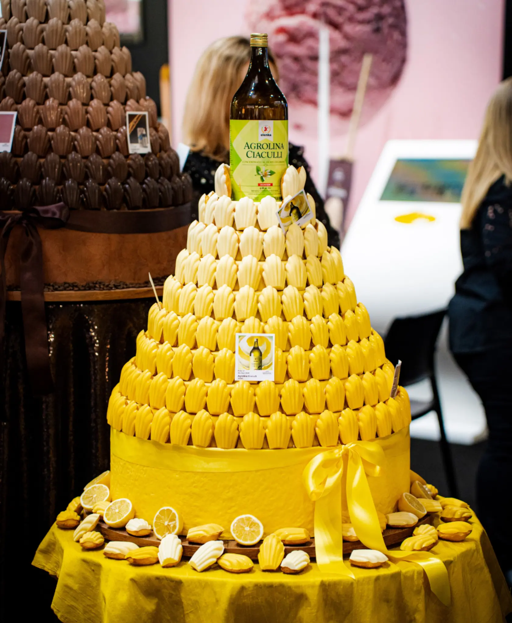 <b>Wiedza i inspiracje</b>, które pomagają <br>rozwijać ofertę cukierni.